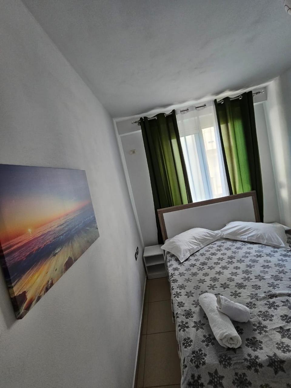 Redsun Apartment Vlore Bagian luar foto